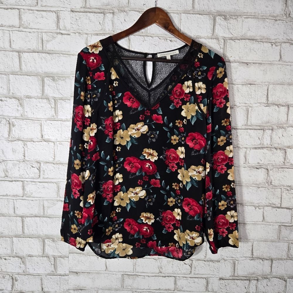 Daniel Rainn black floral lace blouse